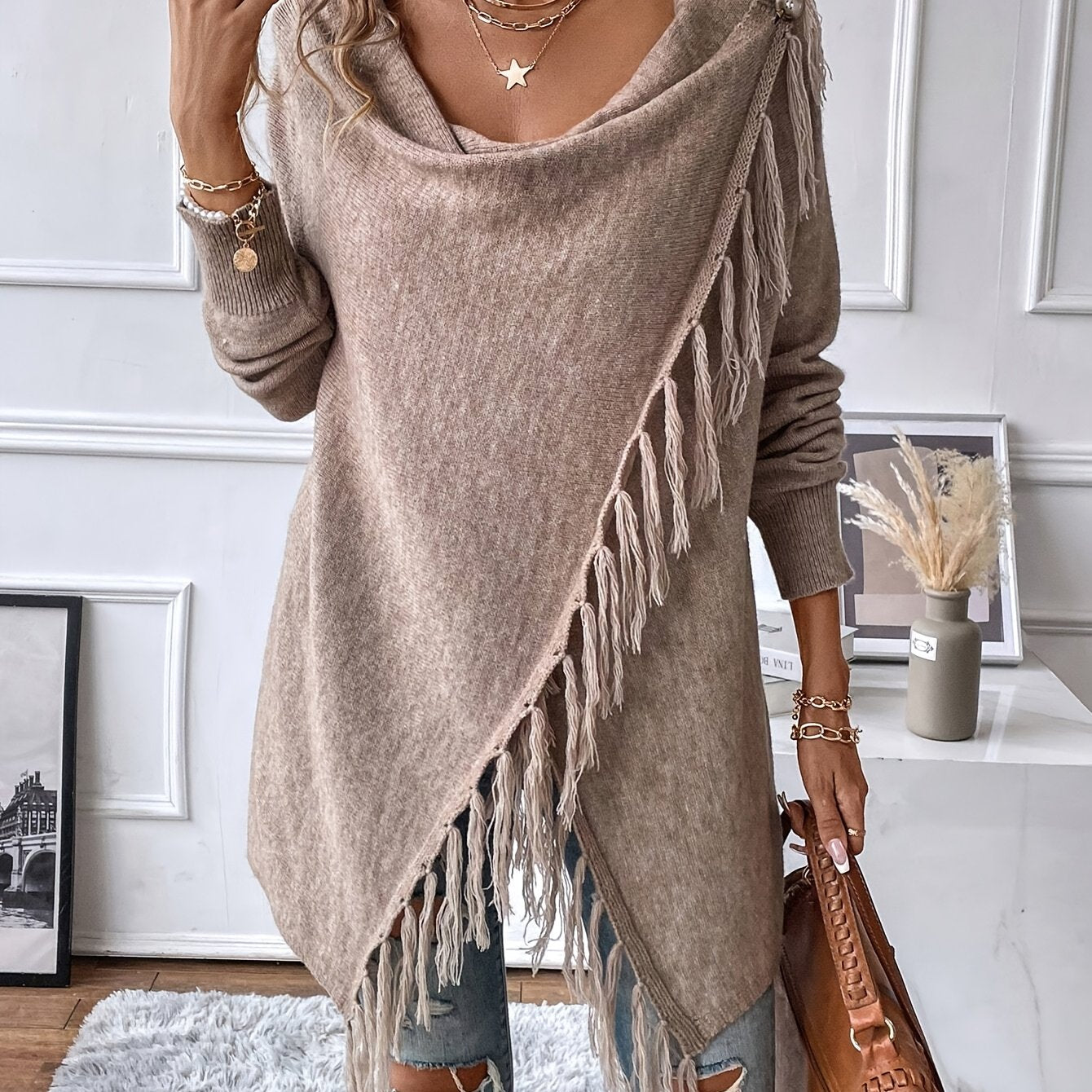 Arabelle™ | Pull asymétrique avec franges décoratives