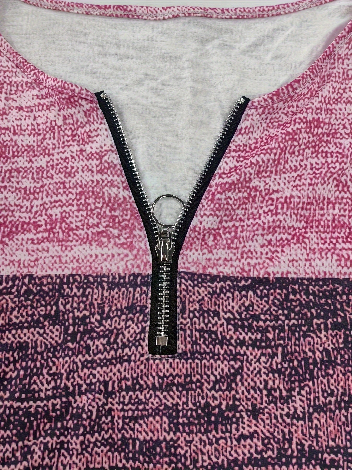 Madeleine™ | T-shirt à Col Montant Élégant