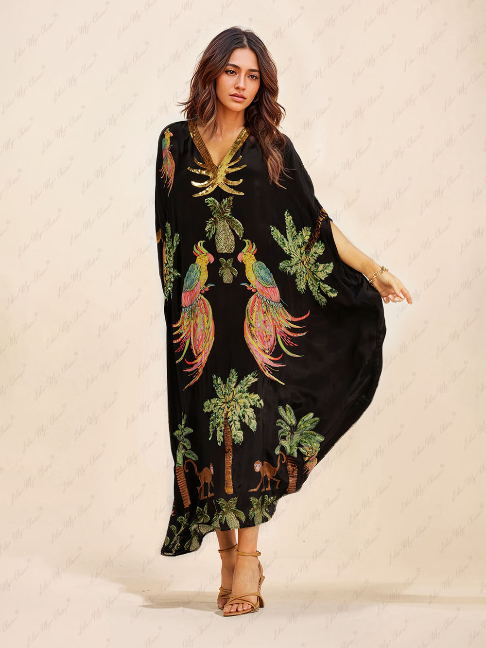 Célia™ | Caftan long avec col V et manches kimono