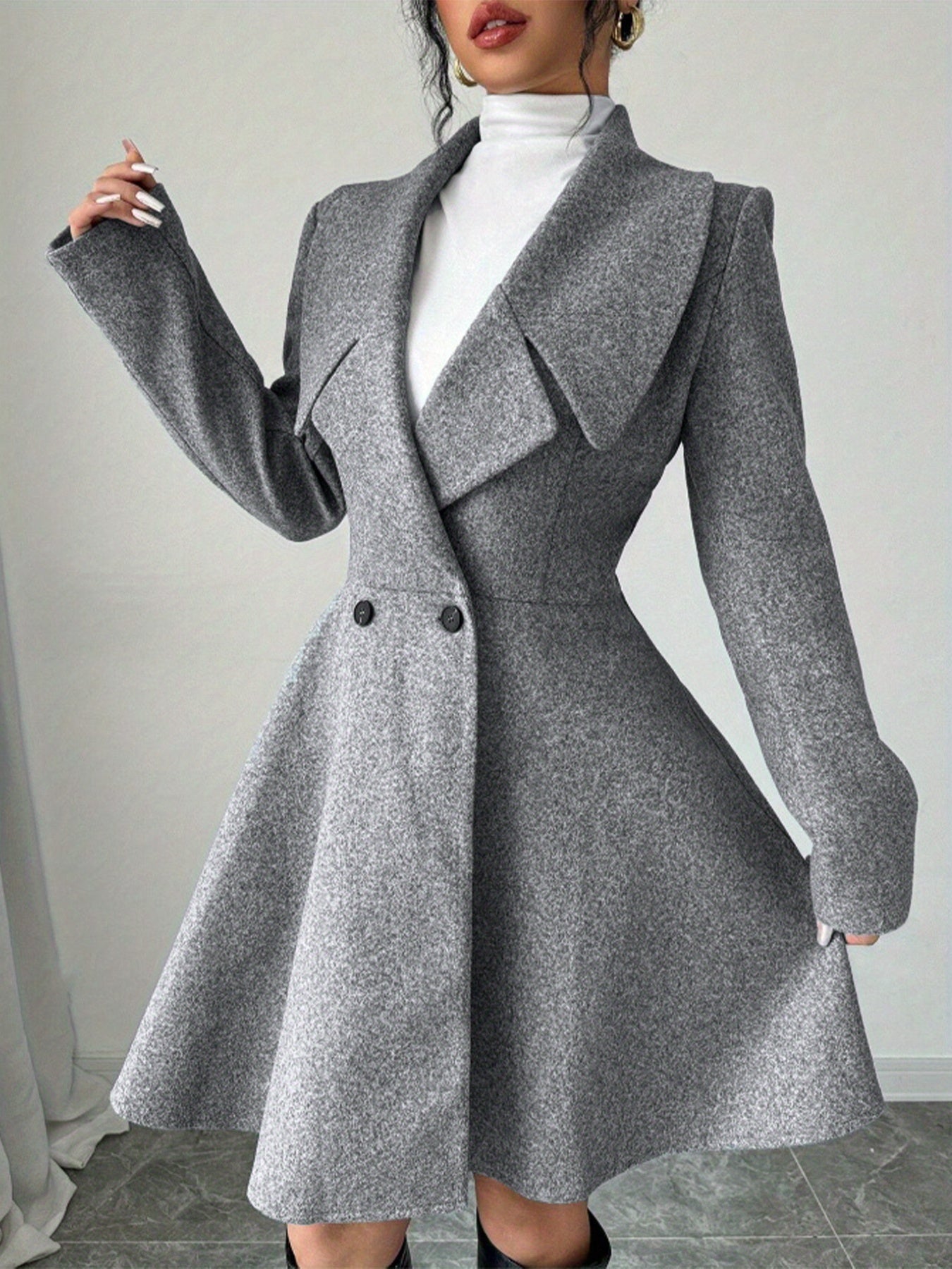 Talia™ | Manteau robe évasé à col cascade