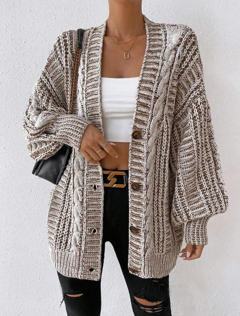 Hortense™ | Cardigan oversize boutonné torsadé