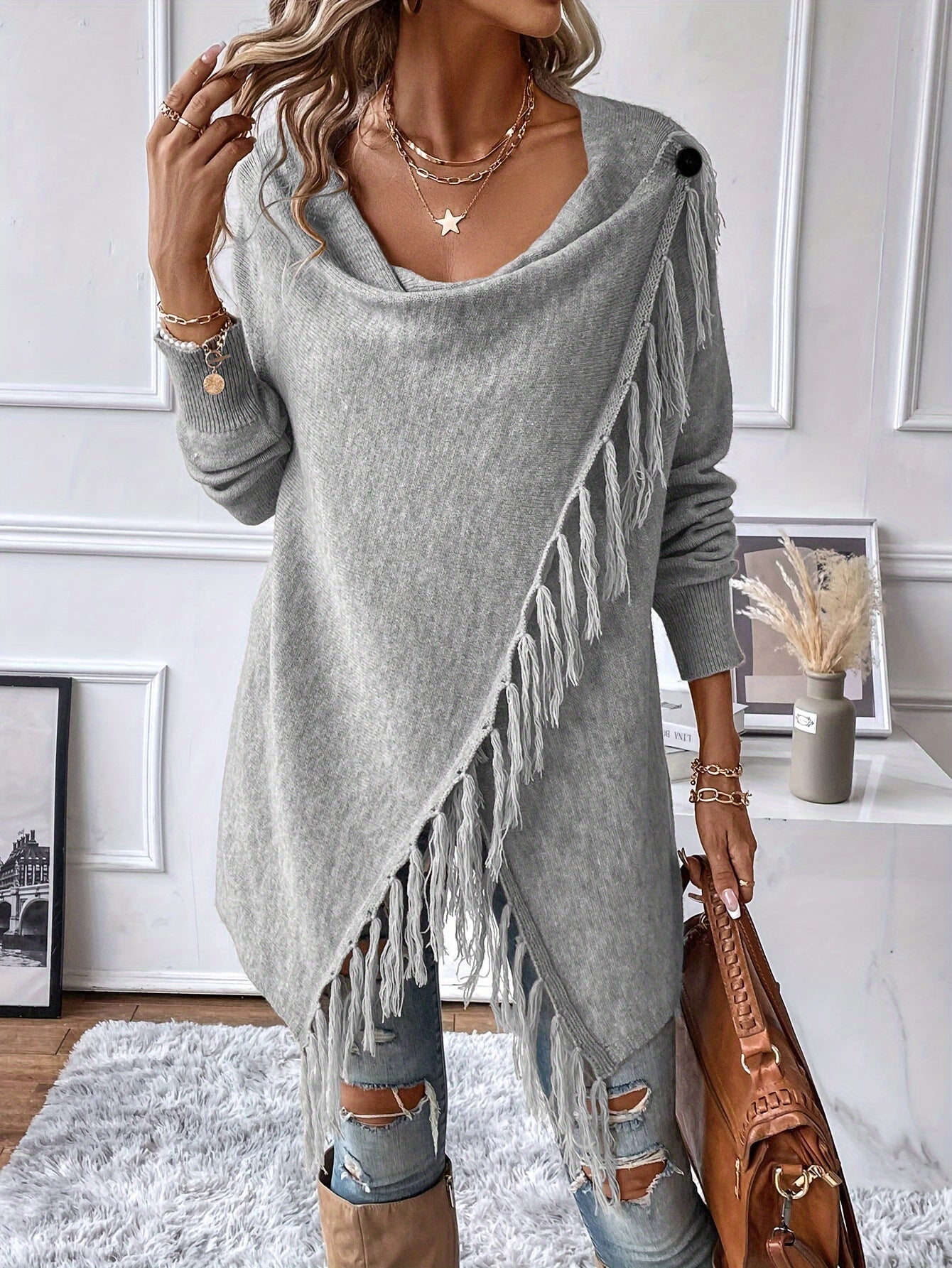 Arabelle™ | Pull asymétrique avec franges décoratives