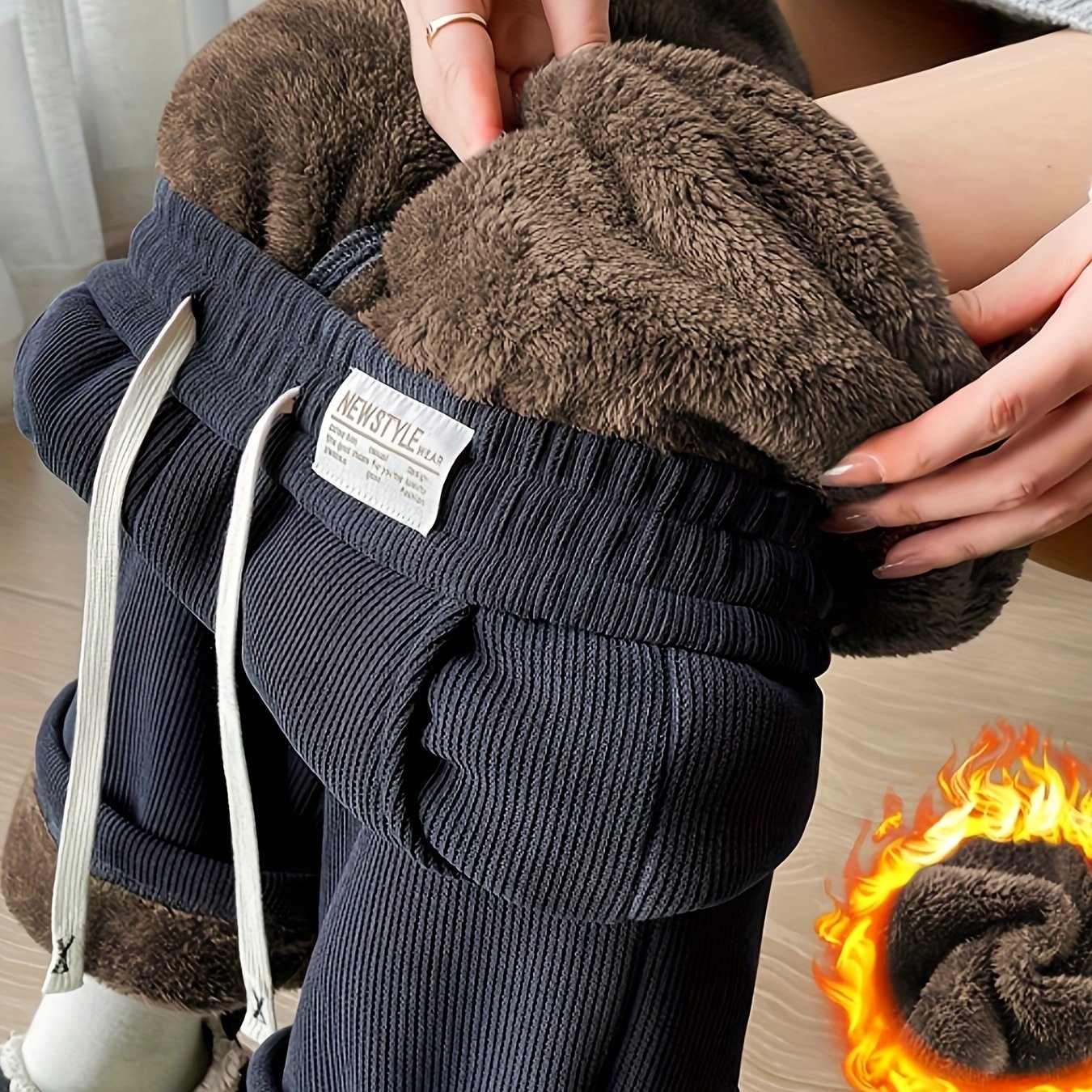 Cerelia™ | Pantalon large côtelé doublé polaire