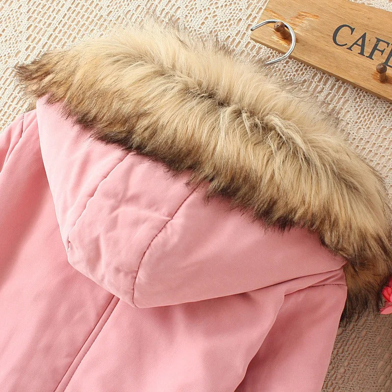 FERONA™ | Manteau Élégant avec Capuche en Fausse Fourrure