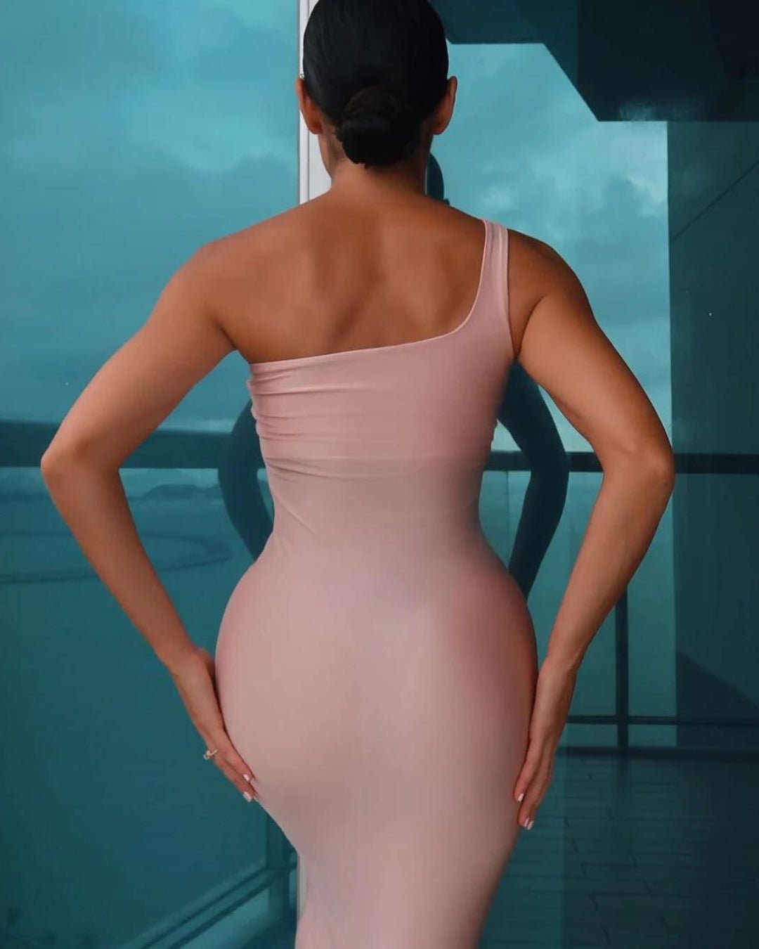 Hannah™ | String Sculptant Élégant
