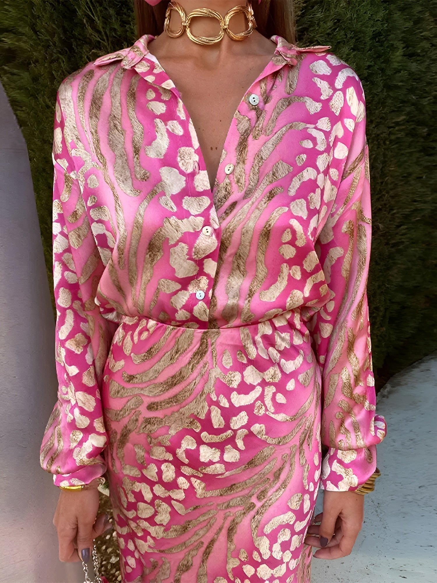 Alva™ | Ensemble chemise et jupe à motifs dorés