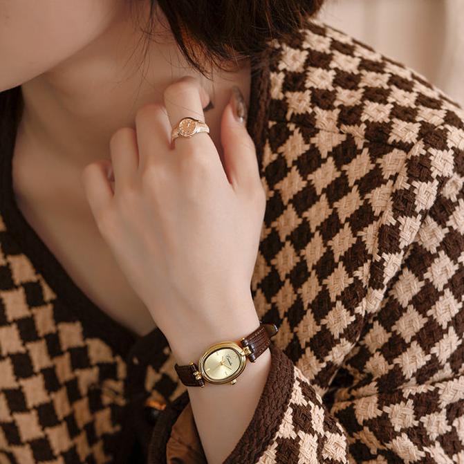Eavanlin™ | Montre Élégante et Sophistiquée