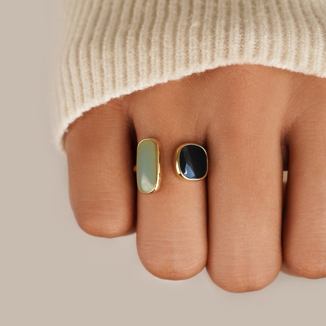 Ava™ | Bague Enveloppante Élégante avec Aigue-Marine