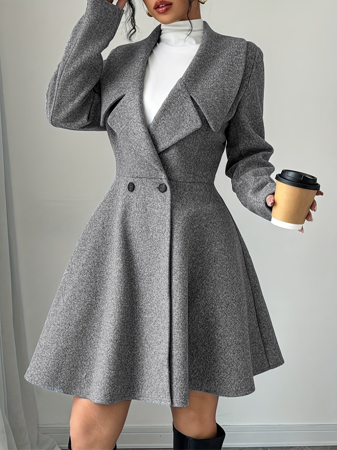 Talia™ | Manteau robe évasé à col cascade