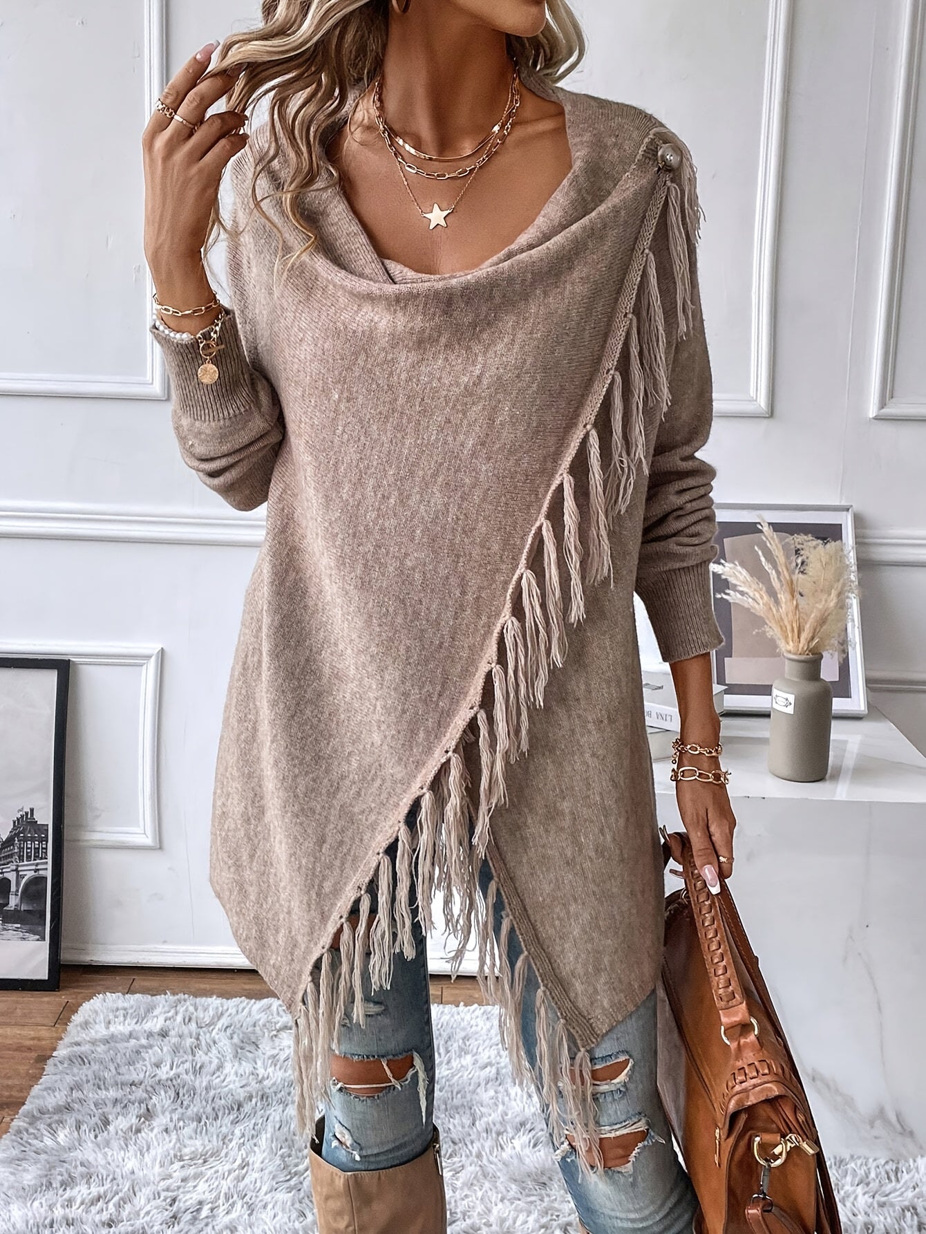 Arabelle™ | Pull asymétrique avec franges décoratives