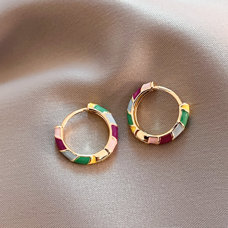 Élise™ | Boucles d'Oreilles Élégantes en Émail doré
