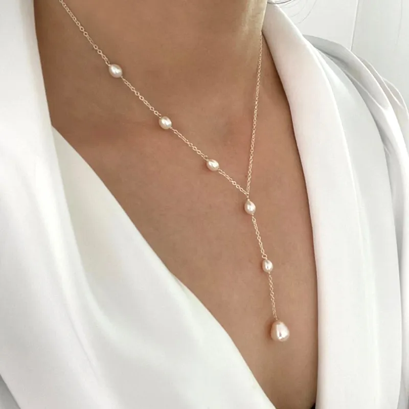 Élise™ | Collier Vintage Élégant avec Pendentifs et Perles