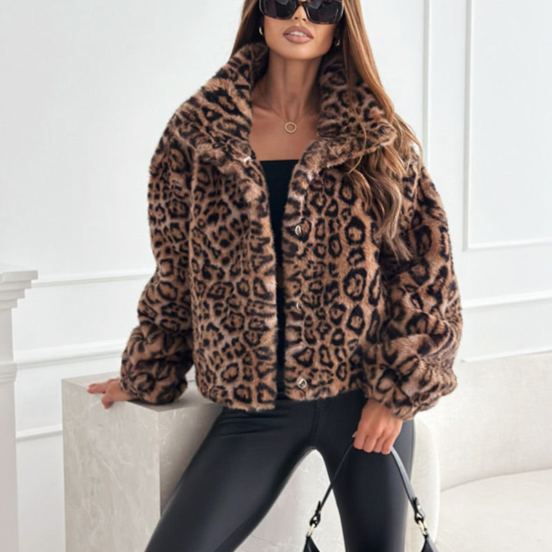 Lola™ | Veste Fluffy Courte à Imprimé Léopard